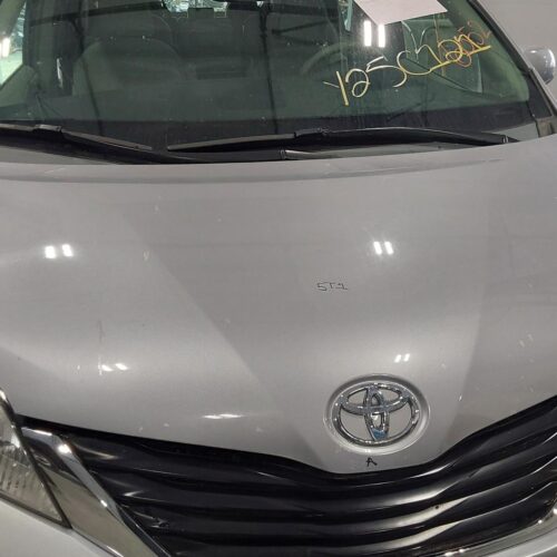 2011 TOYOTA SIENNA HOOD – 1003337717