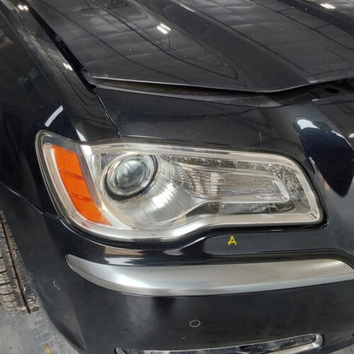 2013 CHRYSLER 300 HEADLAMP ASSEMBLY – 1003382348